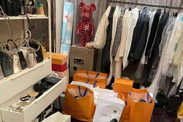 凭祥市回收一线品牌衣服